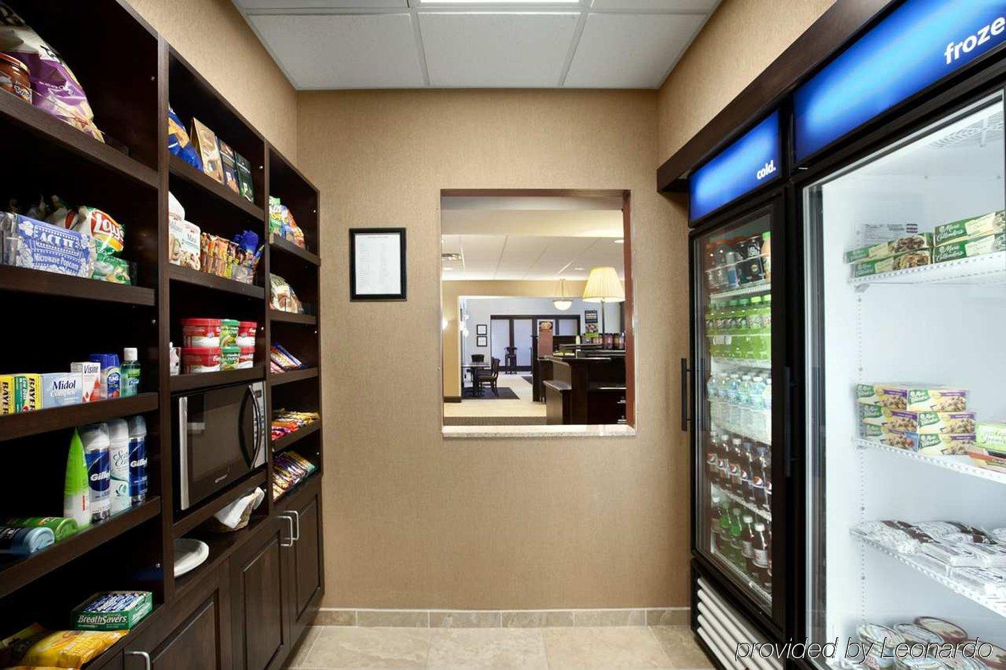 Hampton Inn & Suites Rochester-North Facilities photo